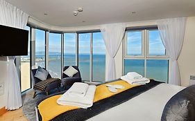 Just Stay Wales - Meridian Quay Penthouses