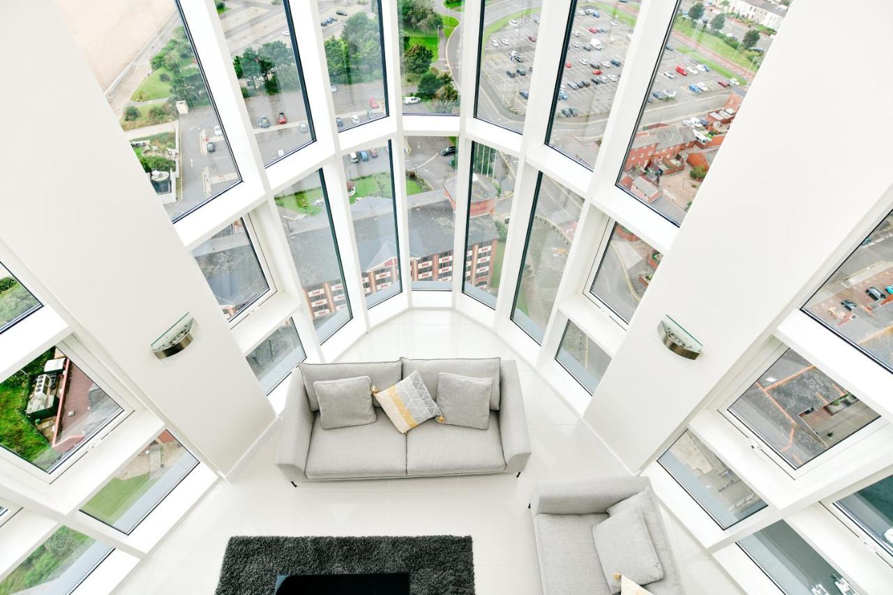 Just Stay Wales - Meridian Quay Penthouses Swansea Exterior photo